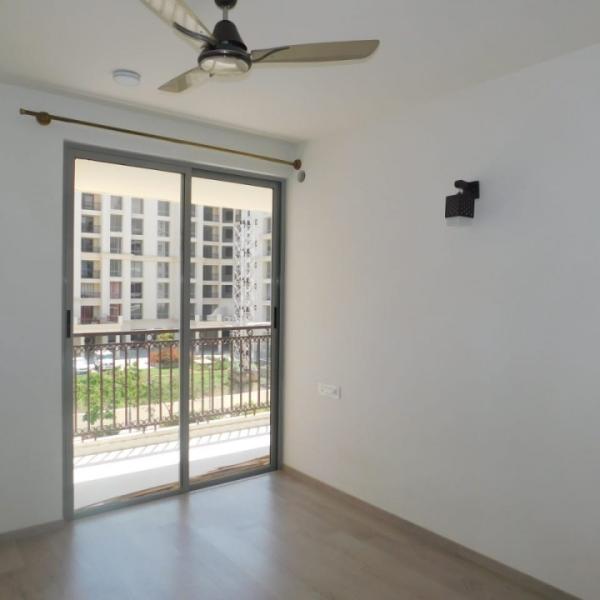 3 bhk flat for rent in hiranandani cypress, devanahalli