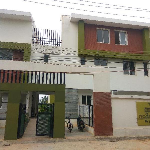  spacious 2 bhk flat for rent in cedar woods,near kristu jayanthi college, k narayanapura, hennur main road