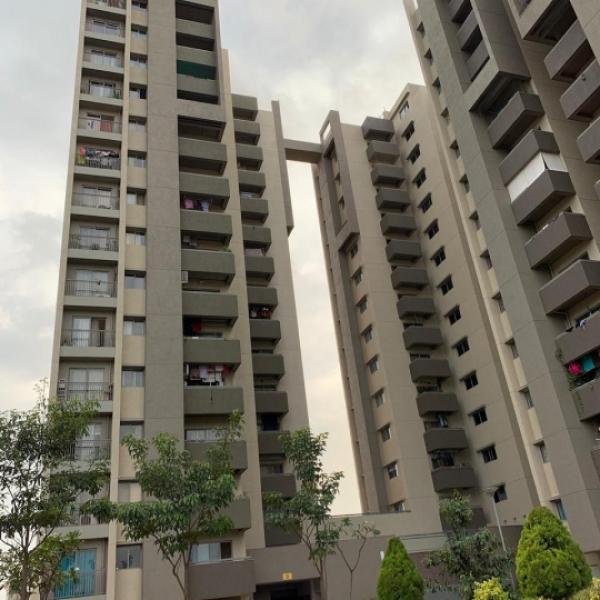  spacious 2 bhk flat for sale in goyal footprints, hegde nagar, thanisandra main road.