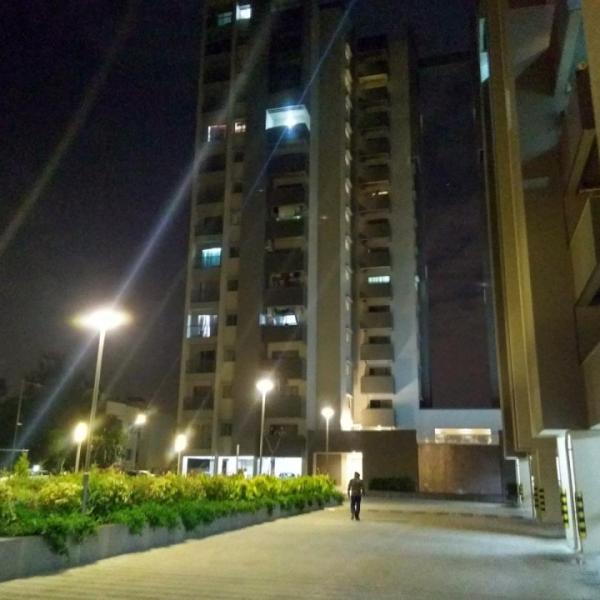  spacious 2 bhk flat for sale in goyal footprints, hegde nagar, thanisandra main road.